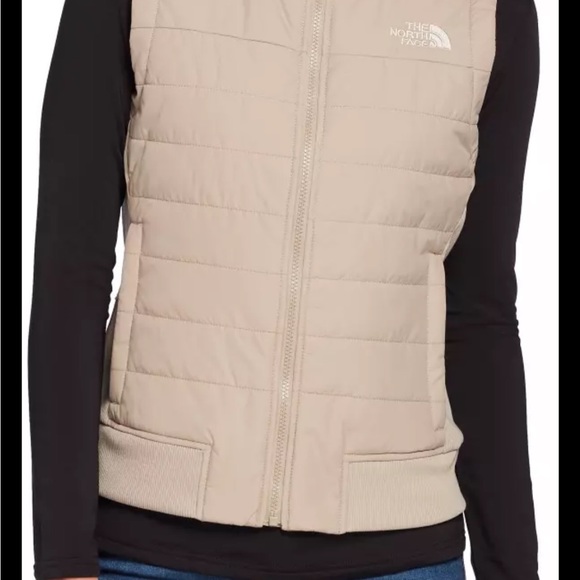Ladies new XS North Face Vest - Picture 5 of 8